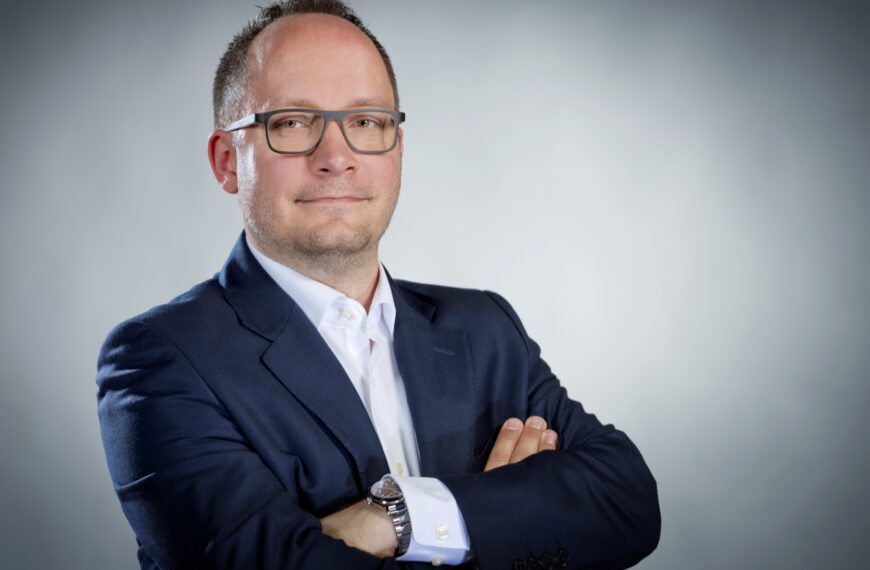 Eric Schoedon – Certified Expert In IT, Automotive Engineering, And Emerging Forensic Technologies